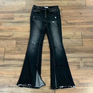 Black flying monkey flares